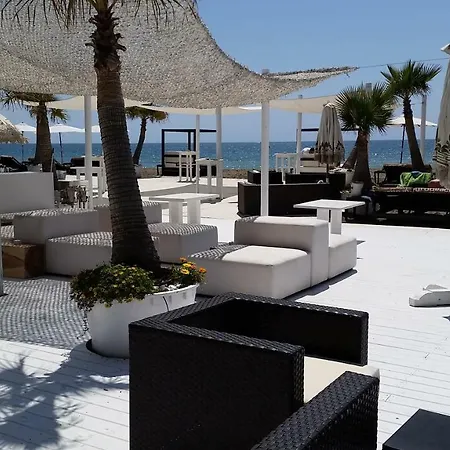 Apartamento De Lujo En Estepona